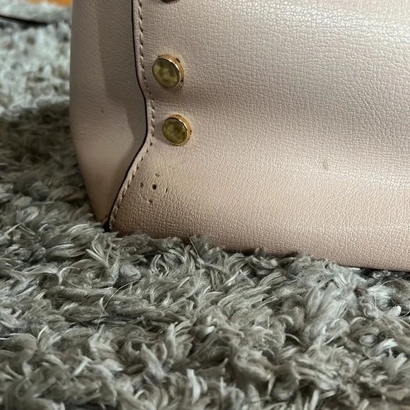 Well Loved MK Purse - Picture 3 of 14